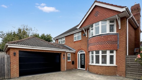 View Full Details for Swan Close, Brackley, Northants